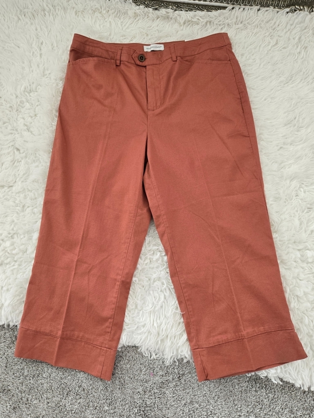 Christopher & Banks Classic Fit Capri. Color Salmon. Size 10. New.